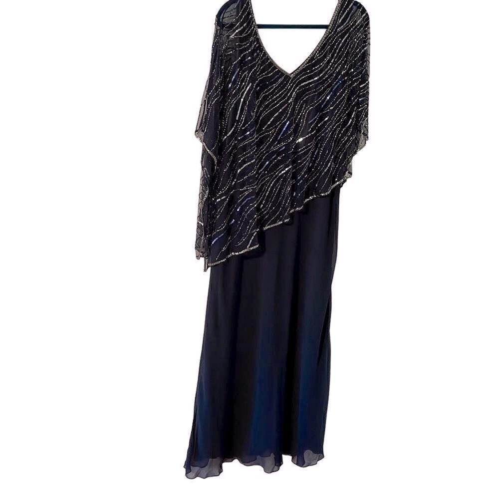J Kara navy beaded & sequin special occasion illusion detail dress 18.